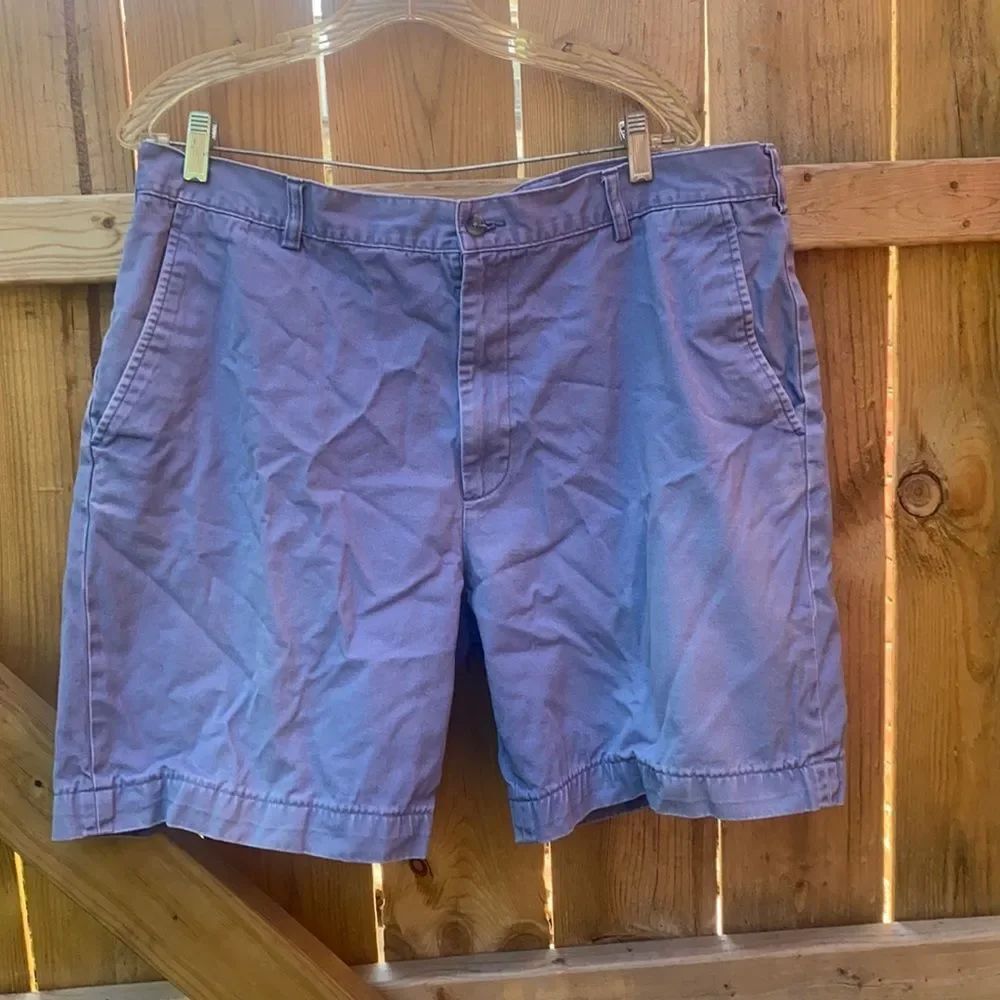 Jos. A Bank shorts sz. 40W